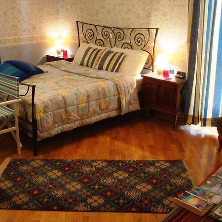 Il Melograno Bed & Breakfast Борго Сан Далмацо Стая снимка