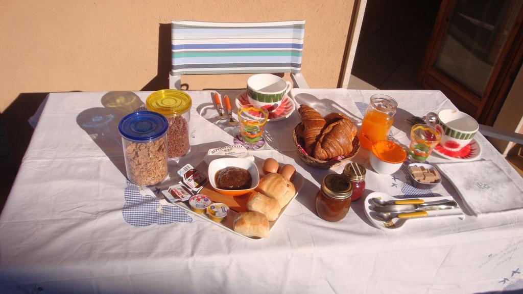 Il Melograno Bed & Breakfast Борго Сан Далмацо Екстериор снимка