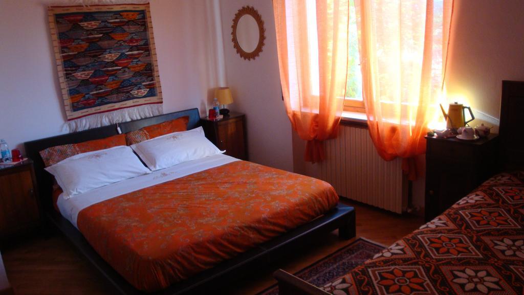 Il Melograno Bed & Breakfast Борго Сан Далмацо Стая снимка